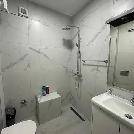 Apartment Gjini